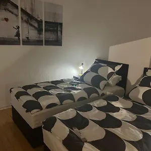 Am Knoops Park Apartment