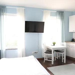 05 Apartment